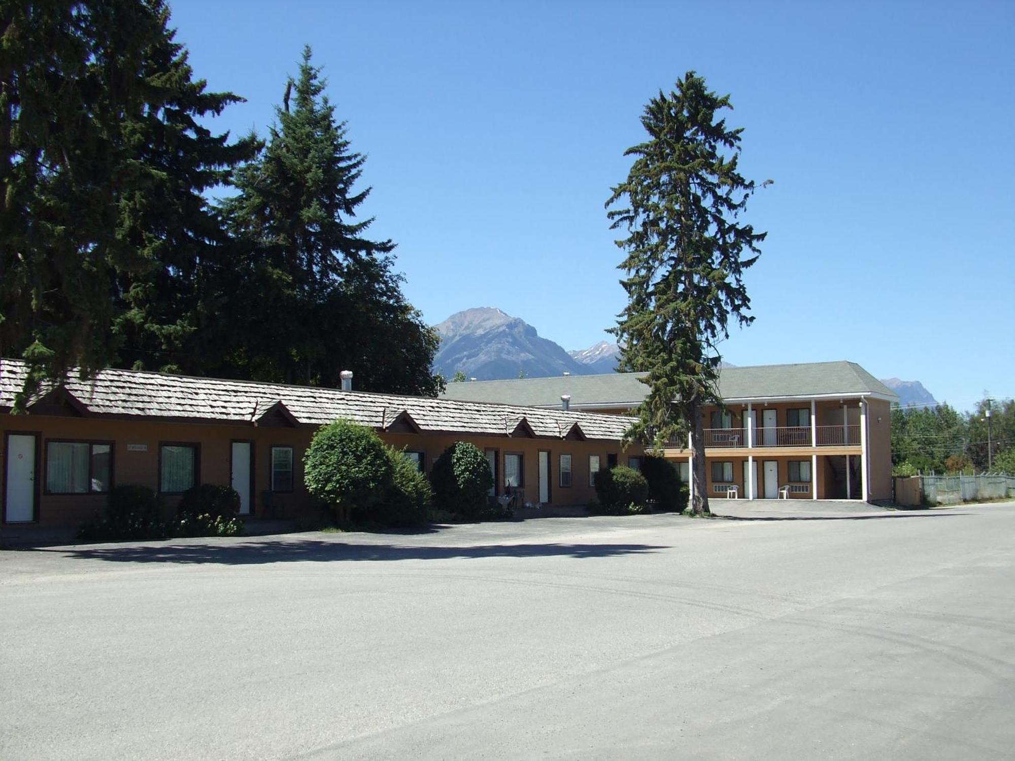 Mary'S Motel Голден Экстерьер фото