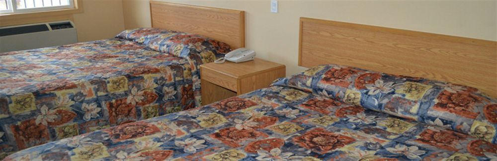 Mary'S Motel Голден Экстерьер фото